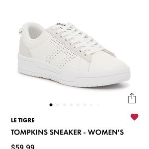 Le tiger white sneaker. NWOT.